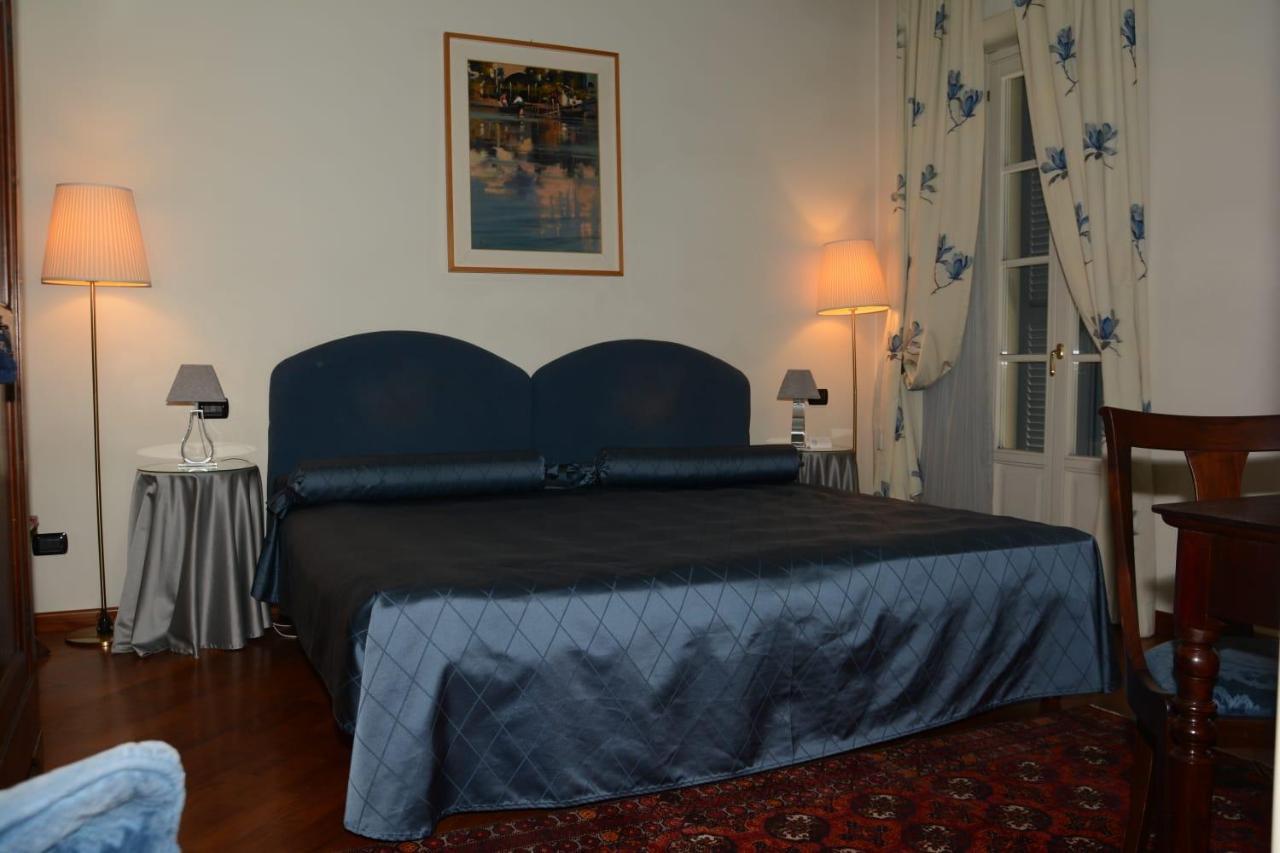 Palazzo Finati Bed & Breakfast Alba  Eksteriør bilde