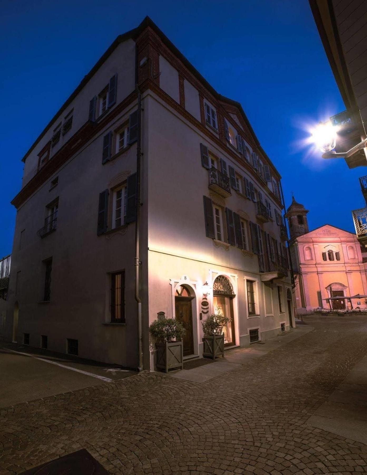 Palazzo Finati Bed & Breakfast Alba  Eksteriør bilde