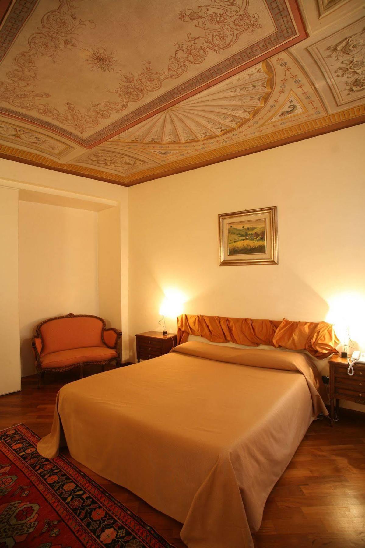 Palazzo Finati Bed & Breakfast Alba  Eksteriør bilde